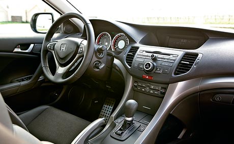 Салон Honda Accord Салон Honda Accord